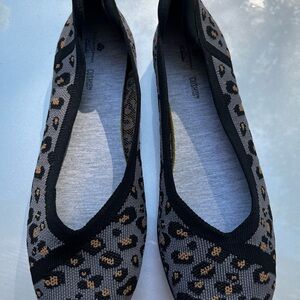 Clarks Gray Leopard Print Flats